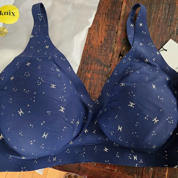KNIX Revolution V-Neck Bra - astrology print - PISCES - XL+ - Picture 2 of 3